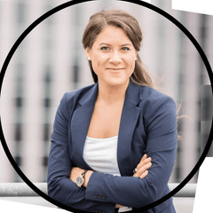 Stephanie — sua pessoa de contato na Fluedy
